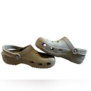 Crocs Classic Clogs Tan Khaki Size 7 Women / 5 Men EUC